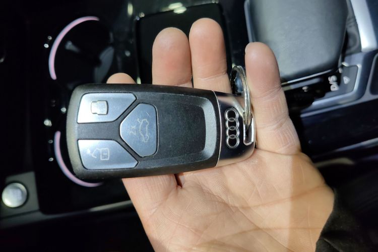 奥迪A5 2023款 Sportback 40 TFSI quattro 豪华动感型中控内饰7001