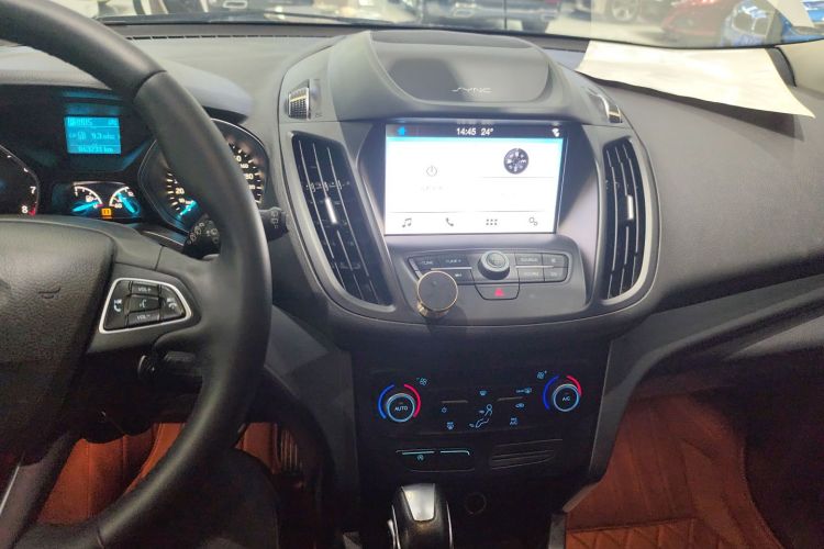 福特 翼虎 2019款 EcoBoost 180 两驱铂翼型 国VI中控内饰16