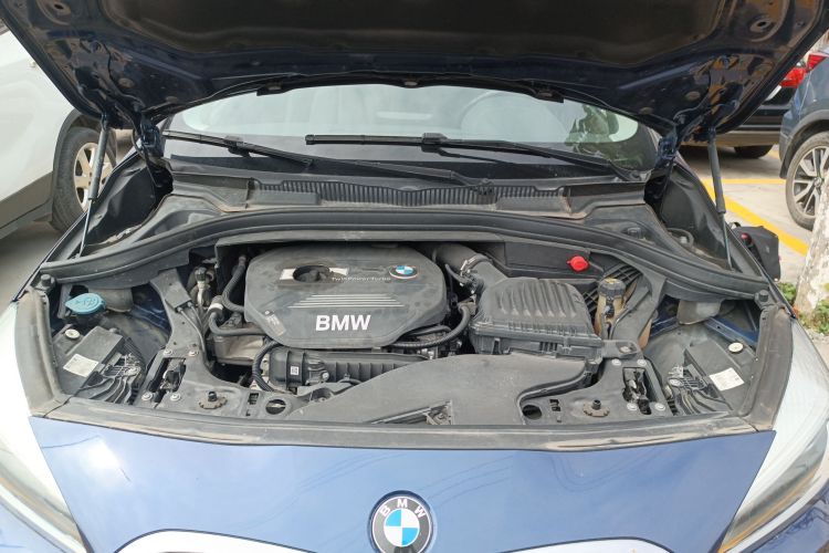 宝马2系旅行车 2018款 218i 尊享型运动套装局部细节24