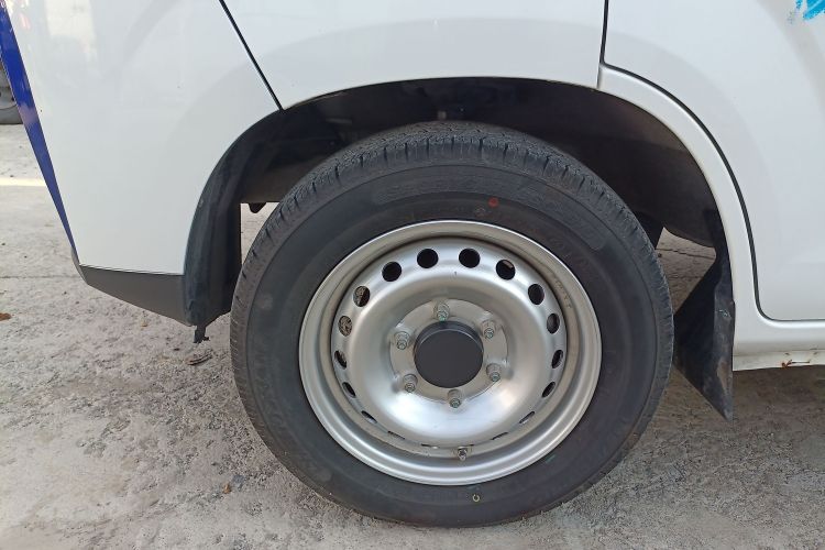 江汽集团 蓝猫 2023款 M1 中创新航 38.64kWh 精英版车身外观6007