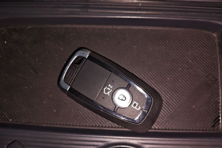 福特 蒙迪欧 2025款 2.0T EcoBoost 豪华型中控内饰7001