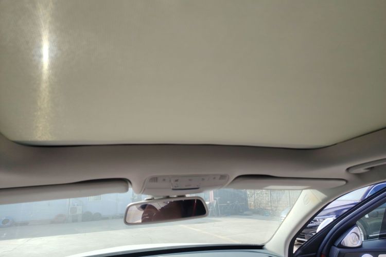 奔驰C级 2017款 改款 C 200 L 运动版中控内饰22