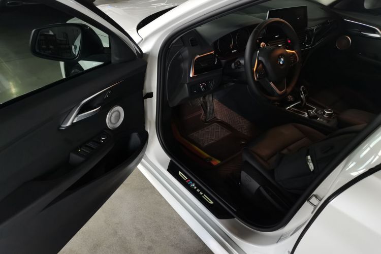 宝马1系 2021款 改款 120i M运动版中控内饰7003