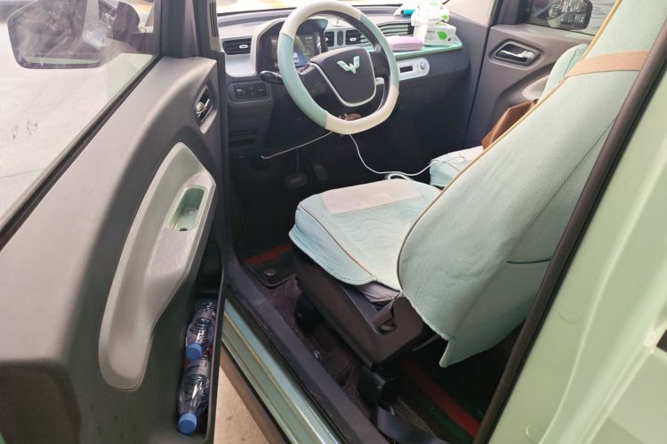 五菱汽车 宏光MINIEV 2021款 马卡龙臻享款 三元锂中控内饰7003