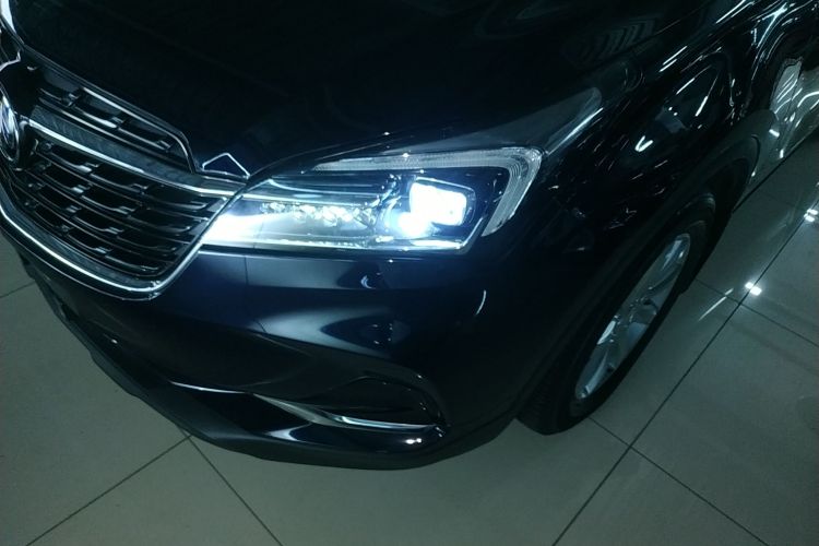 别克 昂科威 2021款 532T 两驱精英型局部细节36