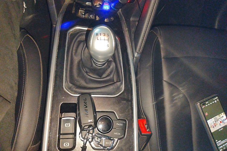 哈弗H6 2018款 蓝标 运动版 1.5T 手动两驱精英型中控内饰18