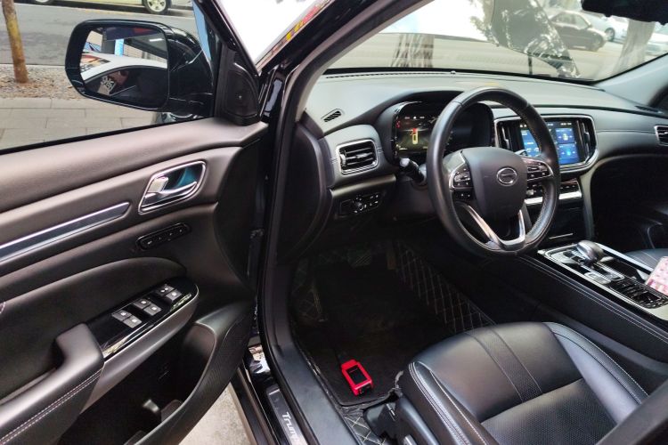 广汽传祺 传祺GS8 2021款 390T 两驱暗夜骑士版中控内饰7002