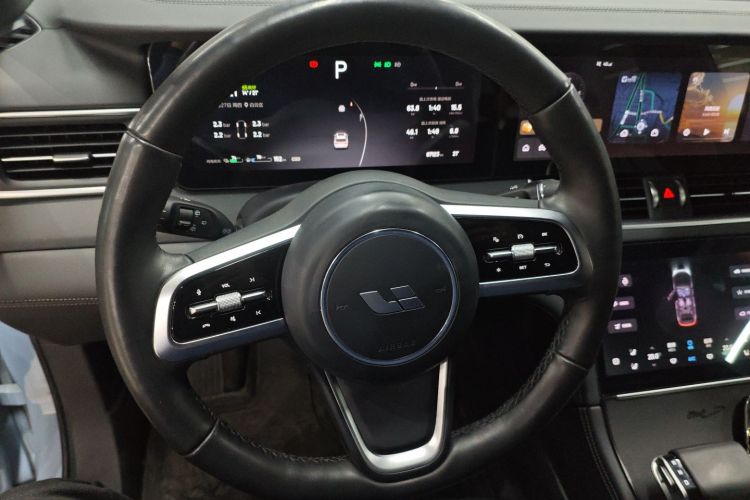 理想汽车 理想ONE 2021款 增程6座版中控内饰13