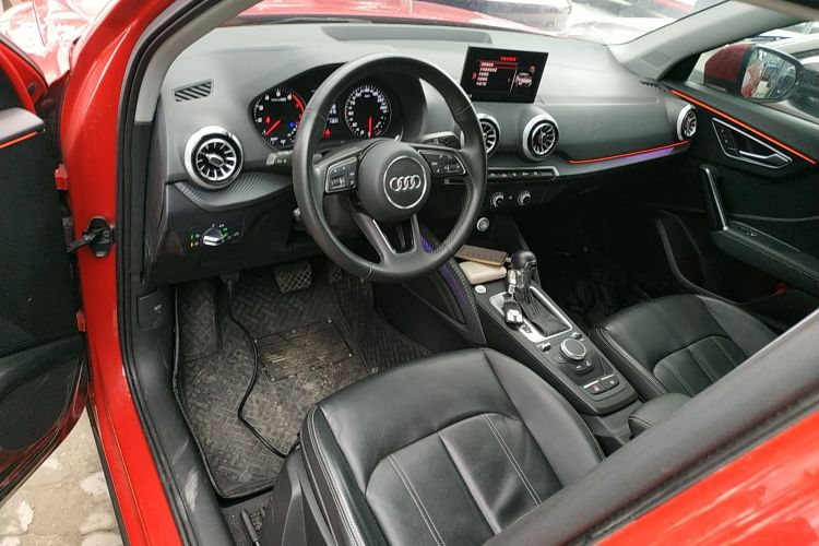 奥迪Q2L 2022款 35 TFSI 进取致雅型中控内饰12