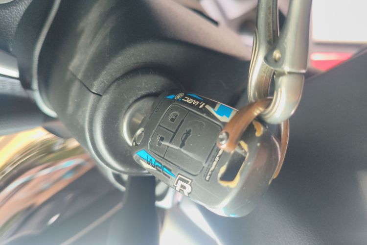 别克 英朗 2021款 改款 1.3T 自动轻混动精英型中控内饰11