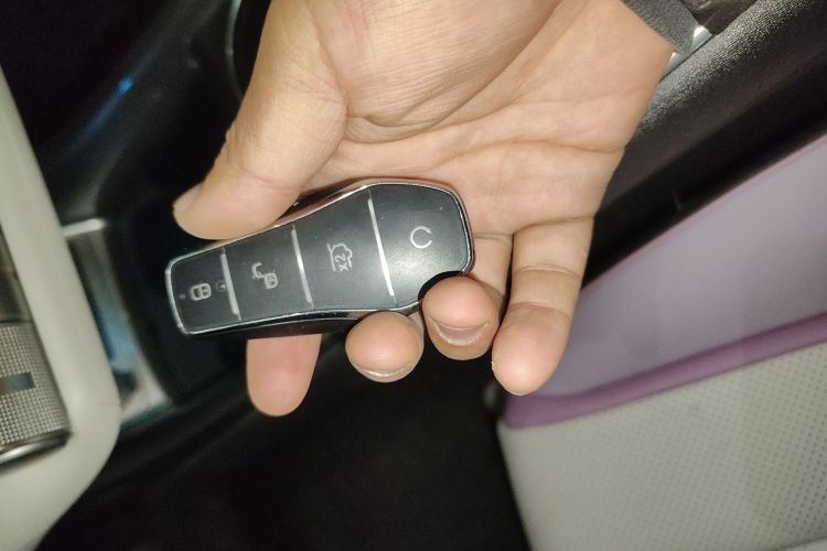 比亚迪 海豚 2025款 420km 时尚版中控内饰11