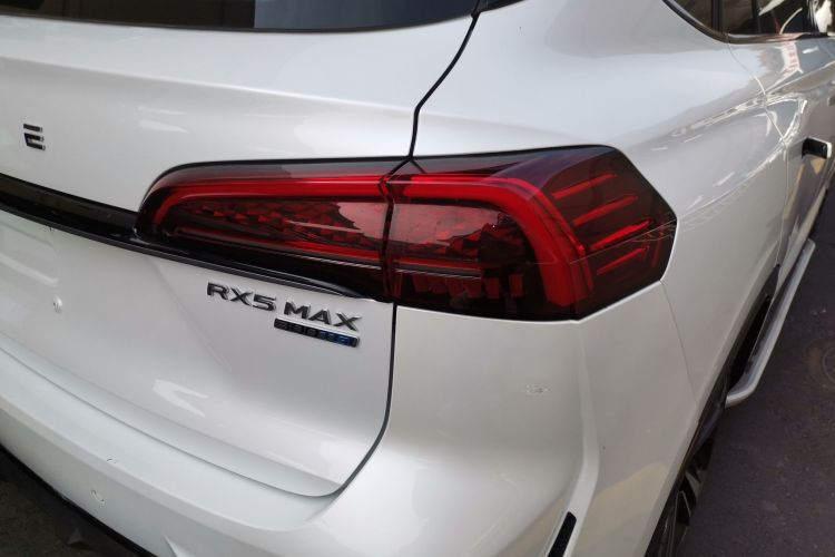 荣威RX5 MAX 2022款 1.5T 自动有为豪华版车身外观9