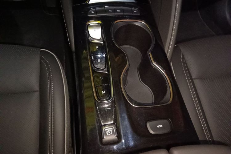 别克 2023款 昂科威Plus 652T 五座豪华型局部细节18