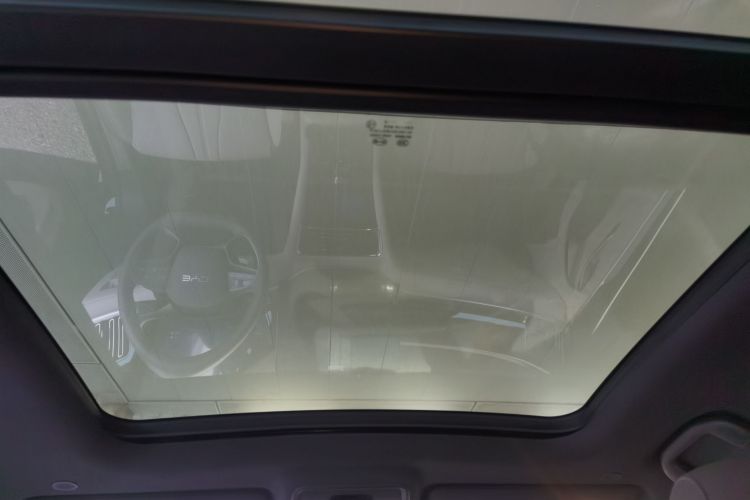 比亚迪 宋PLUS新能源 2025款 DM-i 智驾版 160KM 旗舰型局部细节22