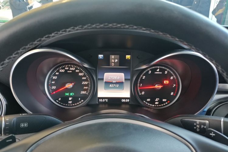 奔驰C级 2018款 C 180 L 时尚型运动版中控内饰14