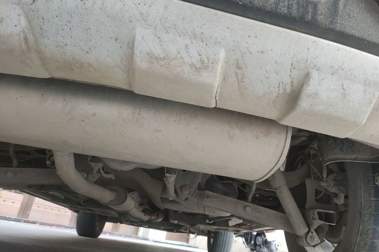 海马S5 2015款 1.5T CVT旗舰型局部细节9009