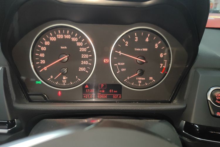 宝马1系 2017款 118i 运动型中控内饰14