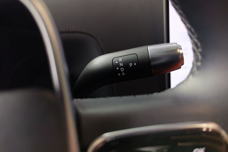 理想汽车 理想L9 2022款 Max中控内饰18