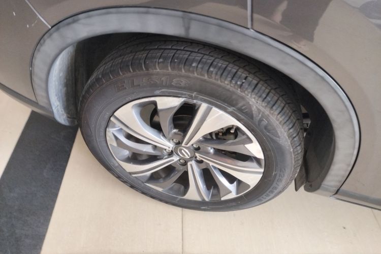 广汽传祺 传祺GS4 2020款 270T 自动尊享版车身外观6008