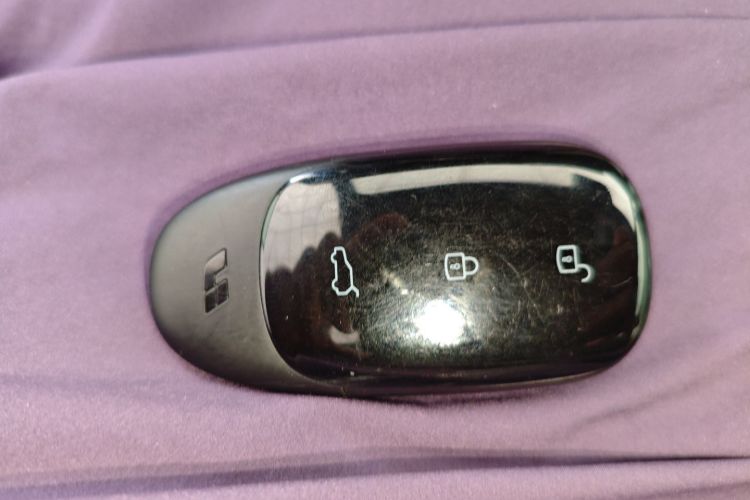 理想汽车 理想ONE 2021款 增程6座版中控内饰7001