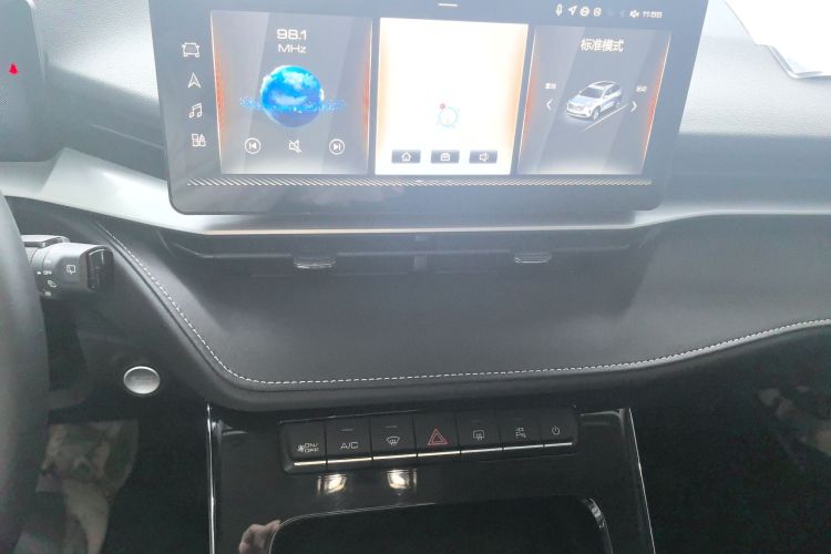 哈弗H6 2022款 第三代 1.5T 自动两驱Pro中控内饰16