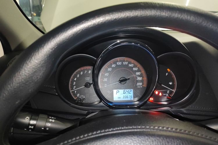 丰田 YARiS L 致炫 2021款 1.5L CVT领先版中控内饰14