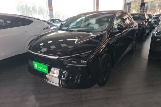 小鹏G7 2025款 702 超长续航 Ultra