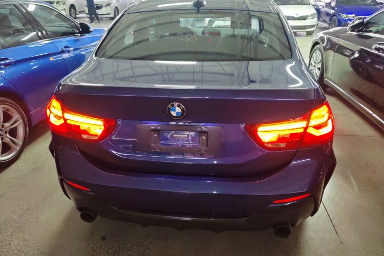 宝马1系 2021款 120i M运动曜夜版车身外观6004