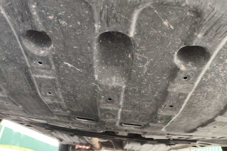 北京现代ix35 2013款 2.0L 自动两驱舒适型GL 国IV局部细节9003