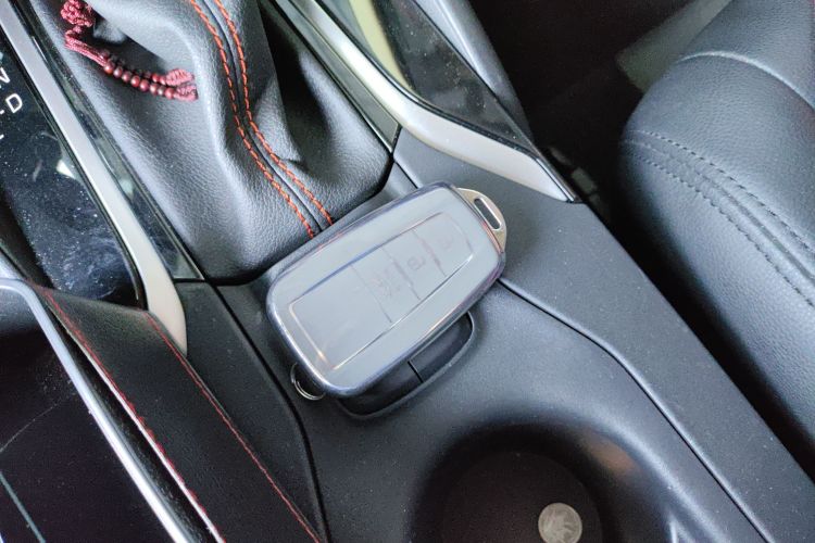 丰田 卡罗拉 2022款 1.2T S-CVT先锋PLUS版中控内饰7001