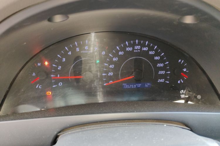 丰田 凯美瑞 2013款 200E 经典精英版中控内饰14