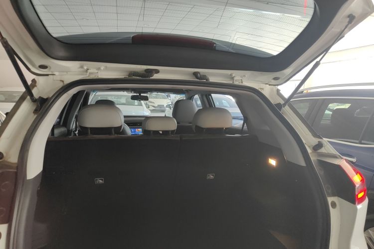 吉利汽车 博越 2022款 1.8TD DCT智雅型机舱底盘23