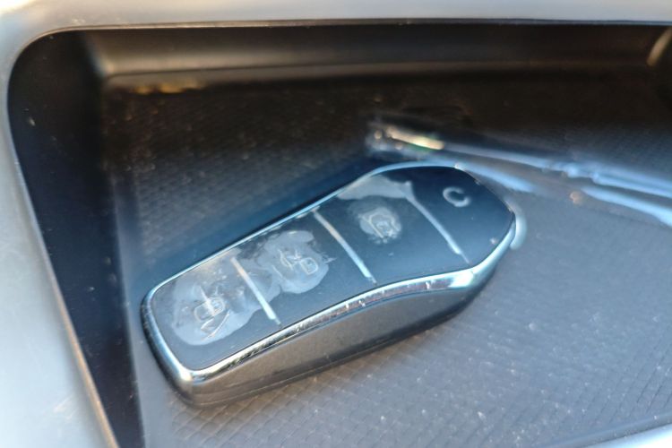 比亚迪 宋Pro新能源 2023款 冠军版 DM-i 71KM领航型中控内饰7001