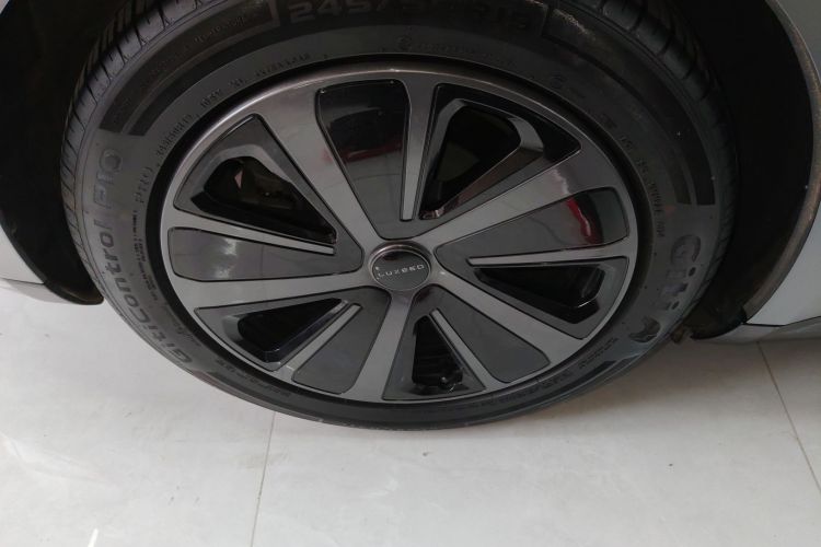 鸿蒙智行 智界S7 2024款 Max 后驱长航智驾版车身外观6008