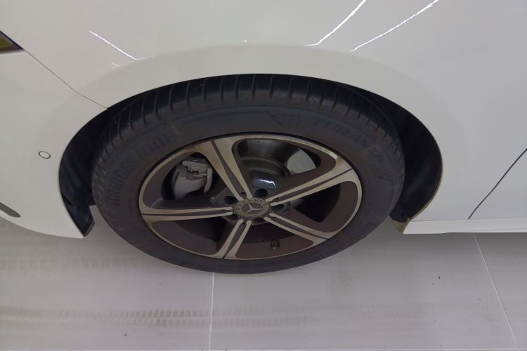 奔驰A级 2025款 A 200 L 时尚型车身外观6007