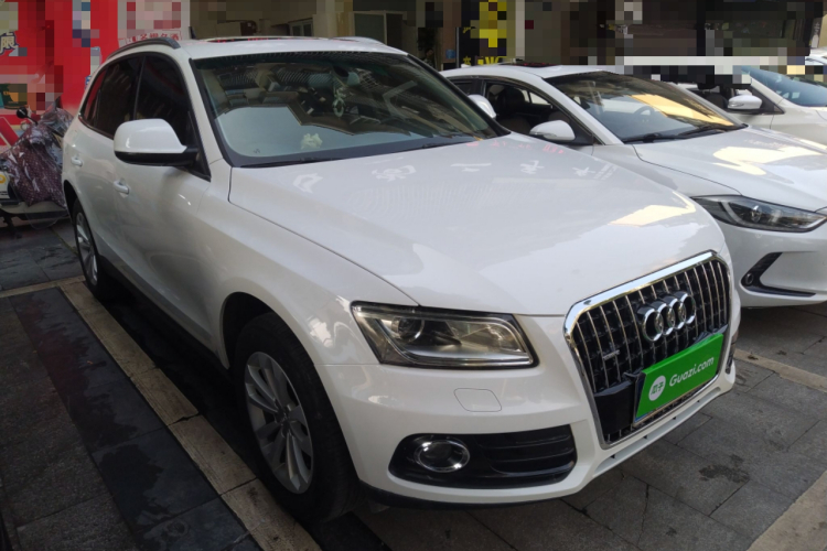 奥迪Q5 2013款 40 TFSI 进取型车身外观3