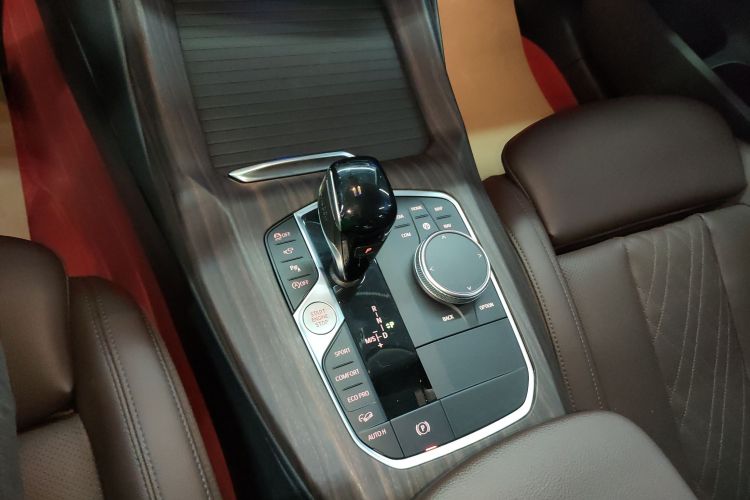 宝马X3 2023款 改款 xDrive30i 领先型 M曜夜套装中控内饰18