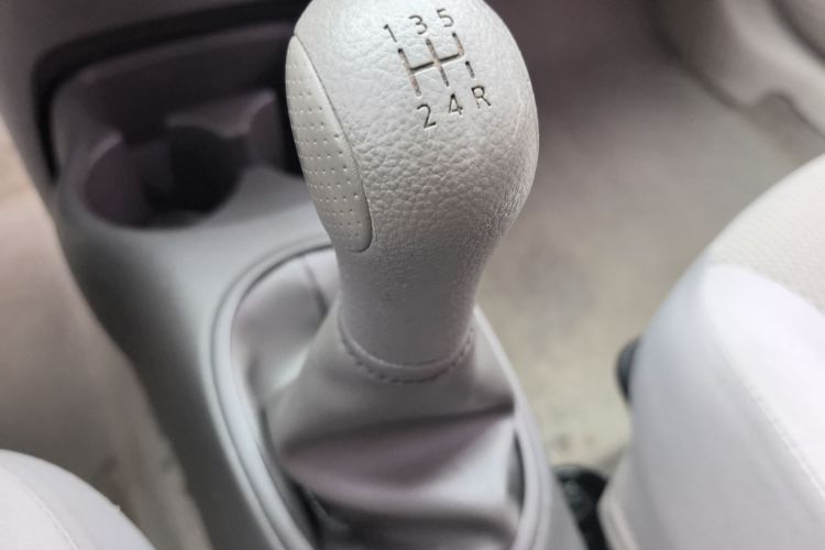 日产 阳光 2016款 1.5XE 手动领先版中控内饰18