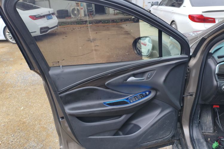 别克 昂科威 2019款 20T 两驱领先型 国VI中控内饰47