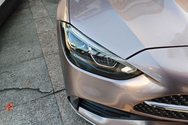 奔驰C级 2022款 改款 C 260 L 运动版车身外观8