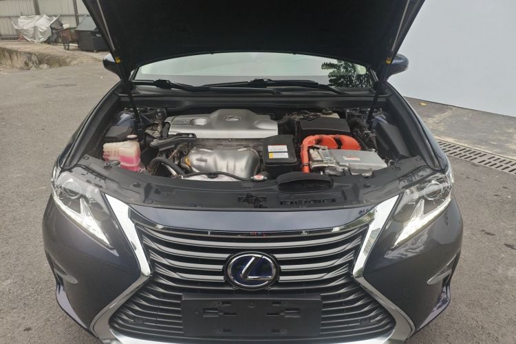 雷克萨斯ES 2015款 300h 舒适版局部细节24