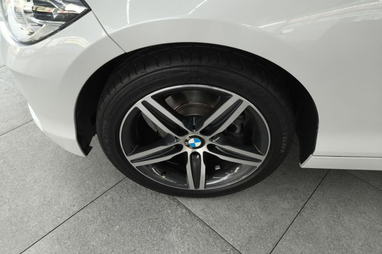 宝马1系(进口) 2018款 118i 运动设计套装车身外观6007