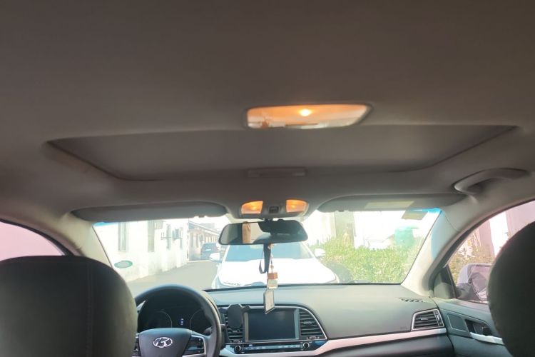 现代 领动 2016款 1.6L 自动智炫·精英型中控内饰22