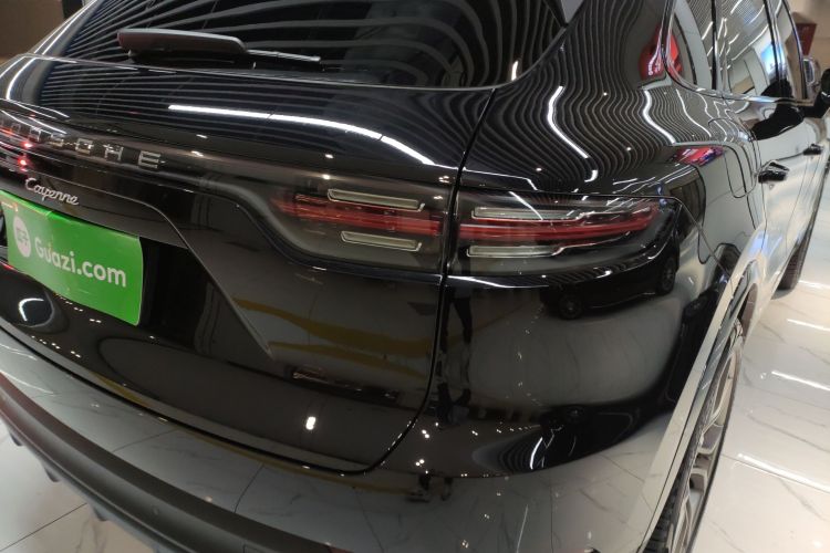 保时捷 2023款 Cayenne 3.0T车身外观9