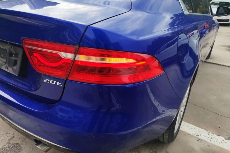 捷豹XEL 2018款 2.0T 200PS 豪华版车身外观9