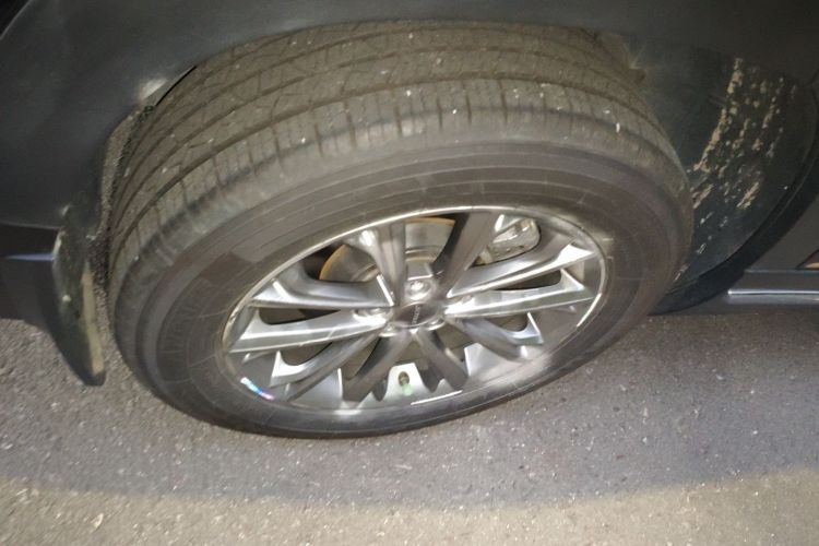 捷途X90 2019款 1.6T DCT智旅版 5座 国VI车身外观6008