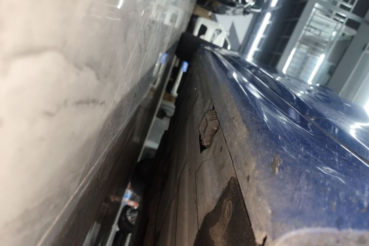 宝马3系 2019款 320Li M运动套装局部细节9001