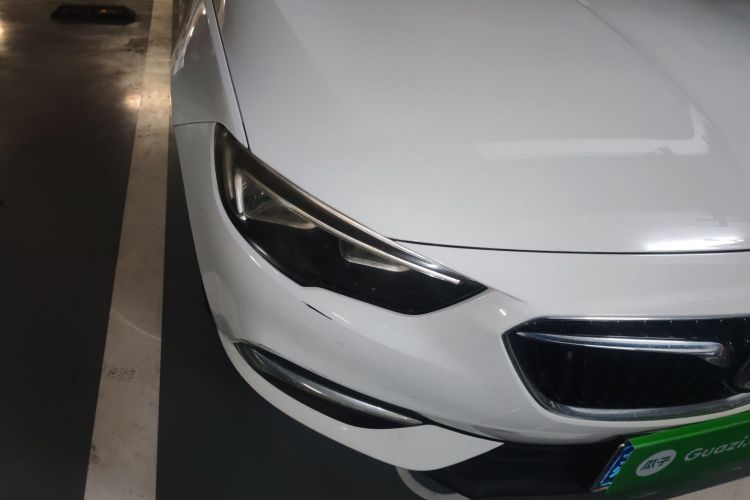 别克 君威 2019款 20T 精英型 国VI车身外观8