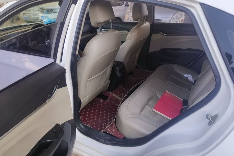 别克 英朗 2018款 15T 双离合精英型 国V中控内饰21