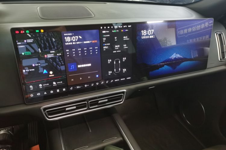 理想汽车 理想L9 2022款 Max中控内饰16